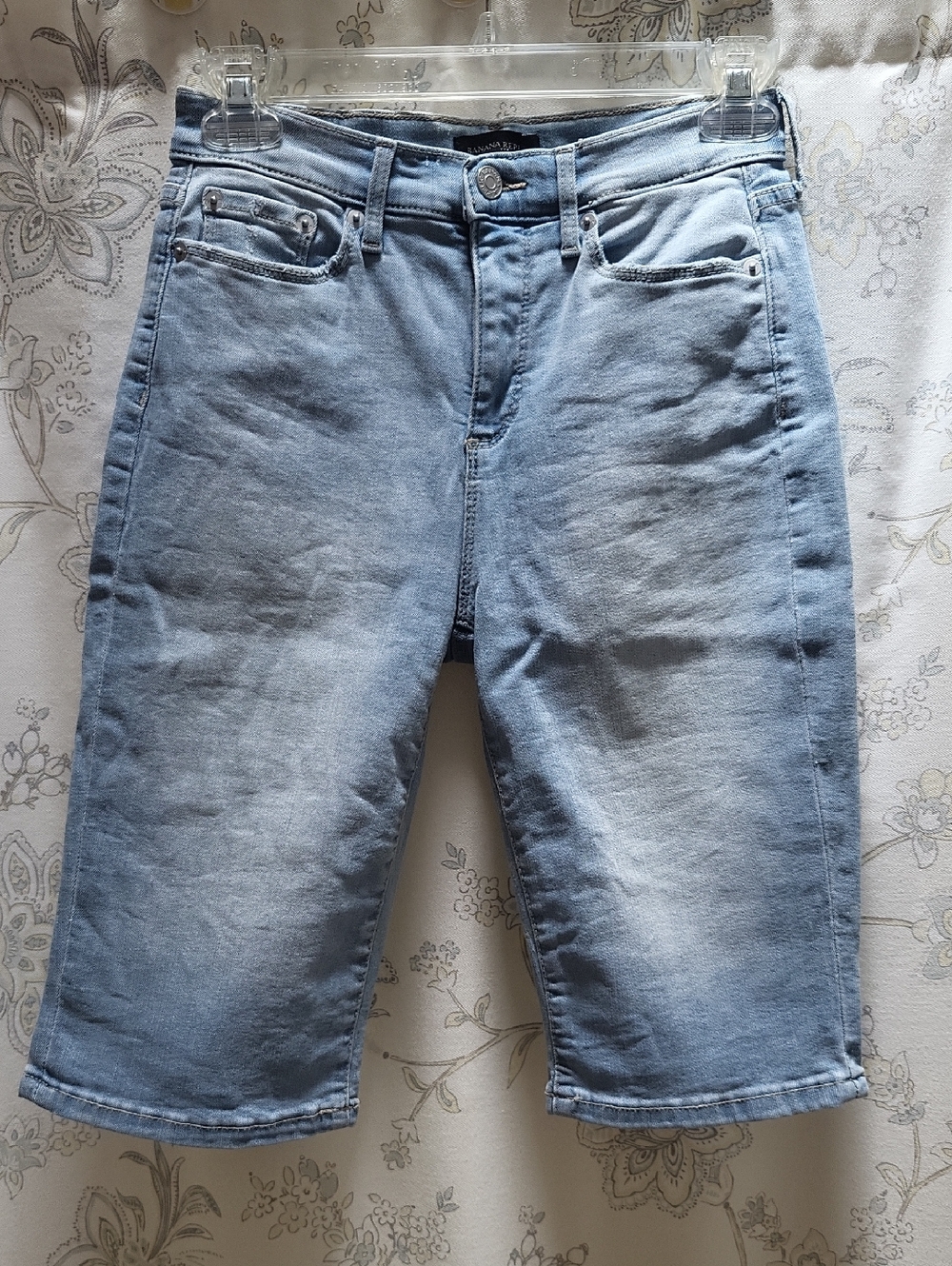 Banana Republic High-Rise 10" Jean Bermuda Shorts, Size 0/25